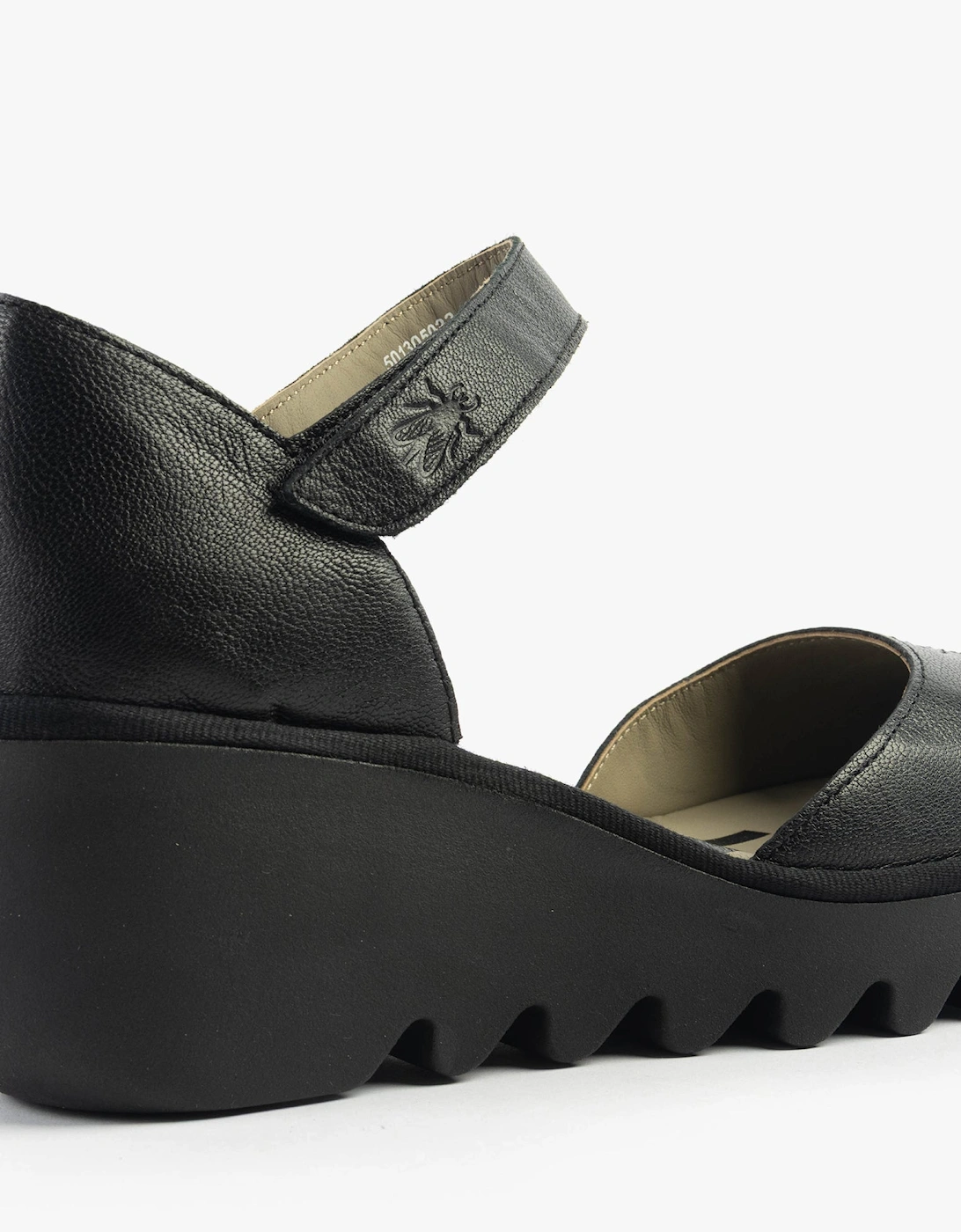 BISO305FLY Womens Sandals Black