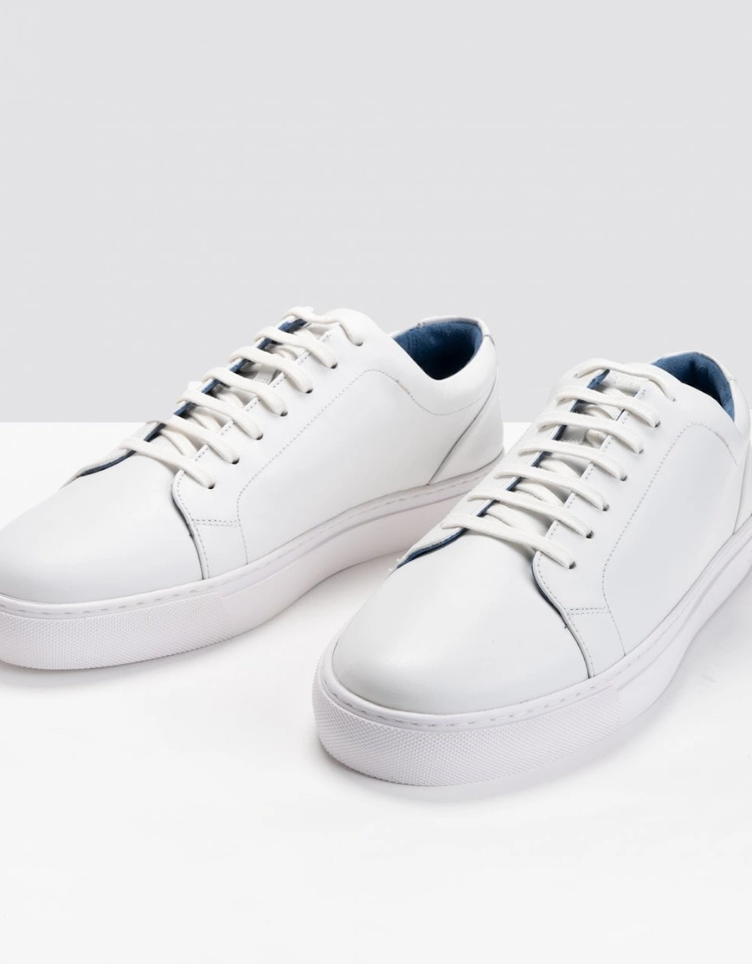 Hayle Antiqued Calf Leather Mens Trainers - White