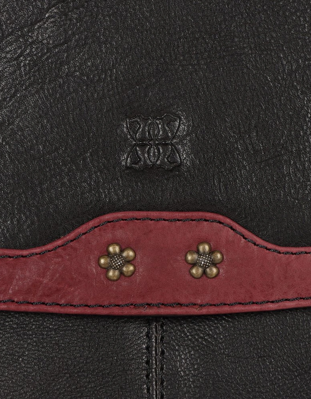 Hartsop Medium Womens Messenger Bag