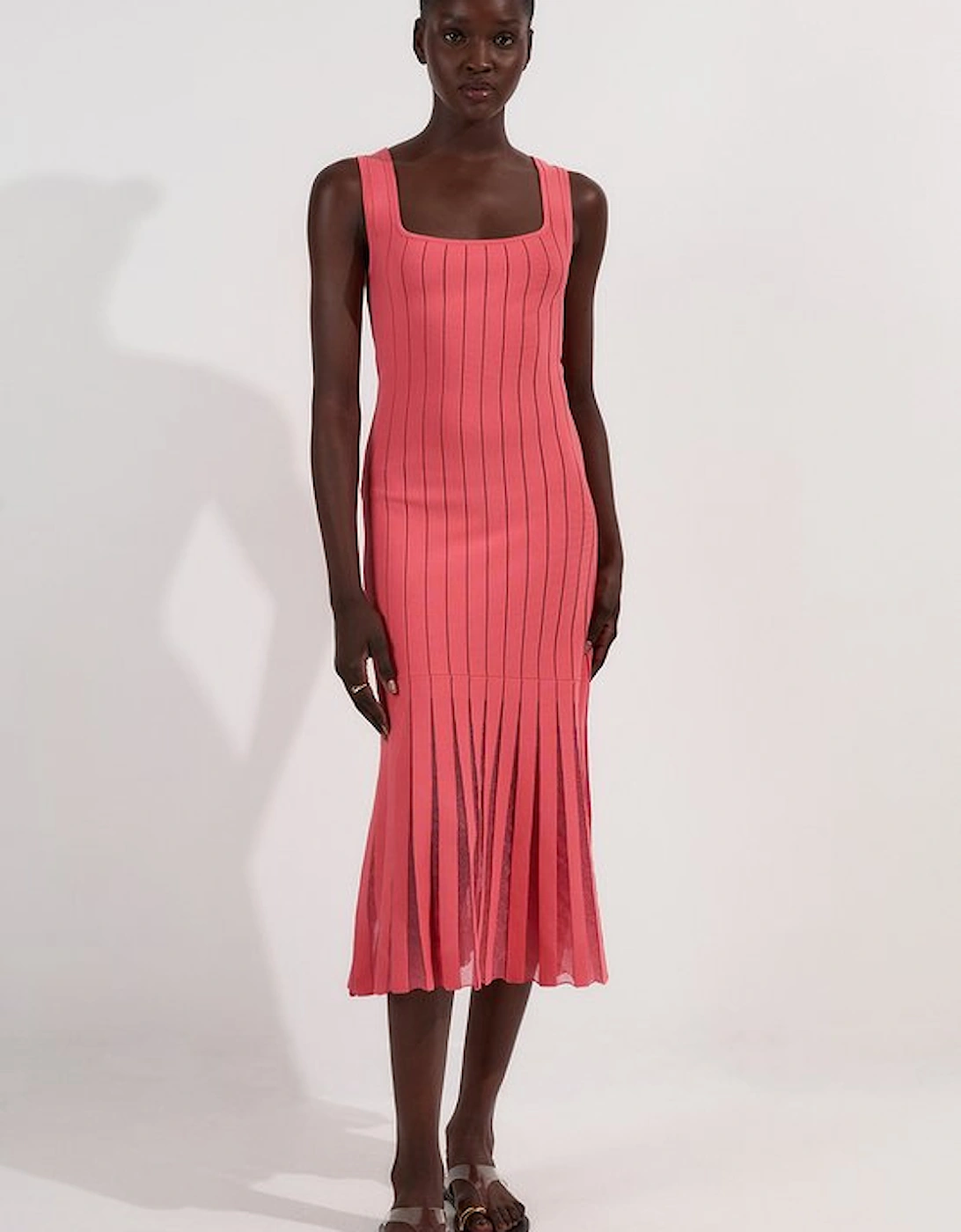 Compact Stretch Square Neck Knitted Flippy Dress